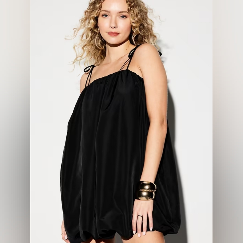 NWT The Occasion by Old Navy Taffeta Bubble Mini Dress in Black Jack